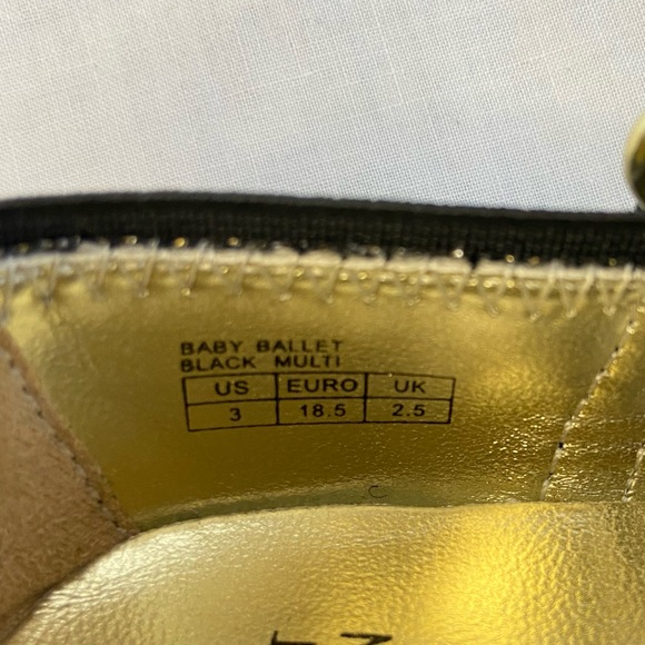 Stuart Weitzman Infant Black Gold Slip On Shoes - Picture 9 of 9